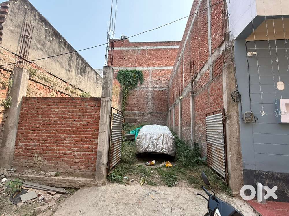 Lucknow ,Sujanpura ,  near Alambagh bus stand