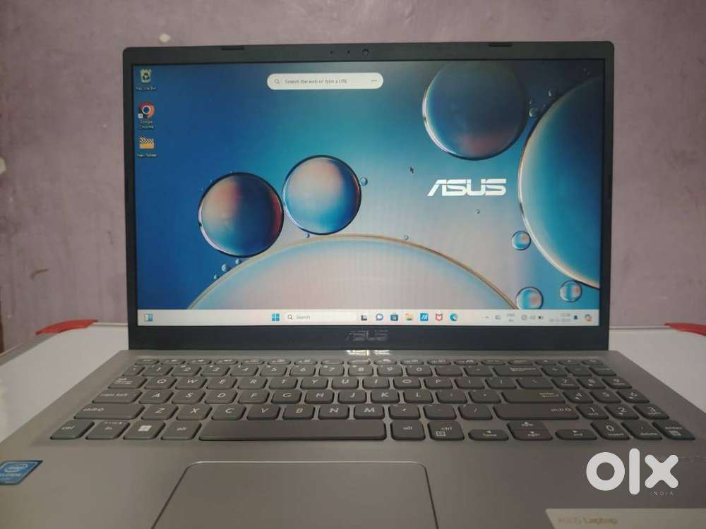 ASUS Vivobook 15 – 8GB RAM, 512GB SSD – Super Clean Condition
