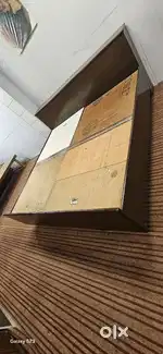 Double bed with box at minimum rate