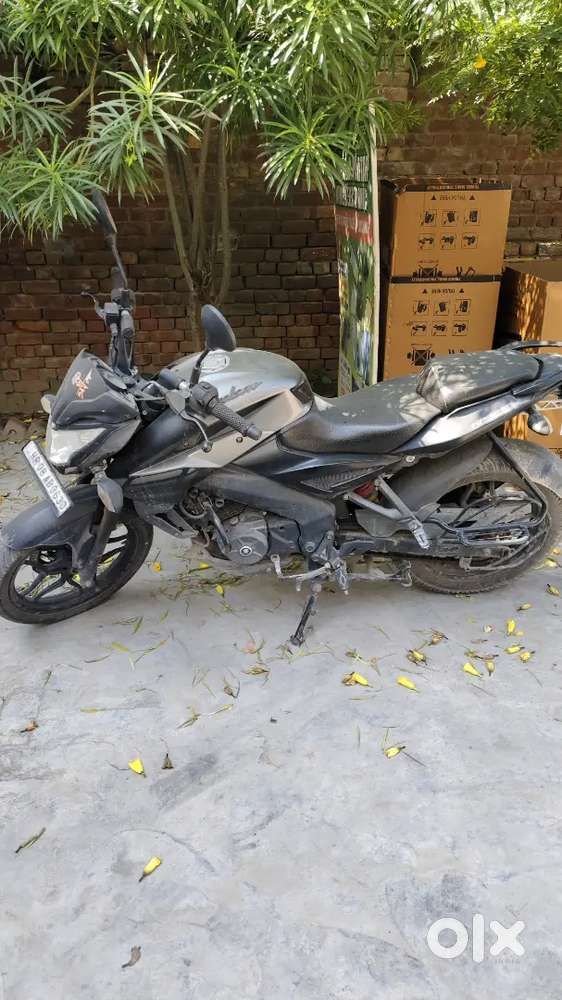 Bajaj pulsar ns160