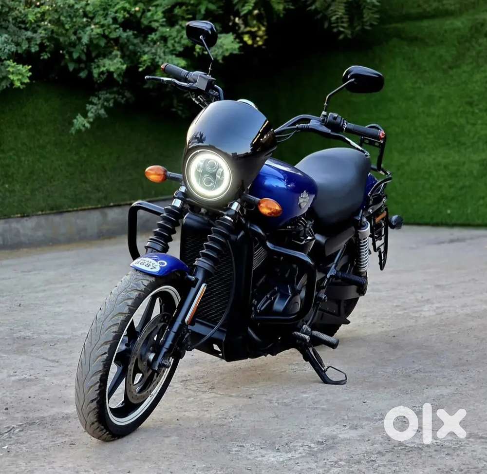 Street 750 Showroom condition