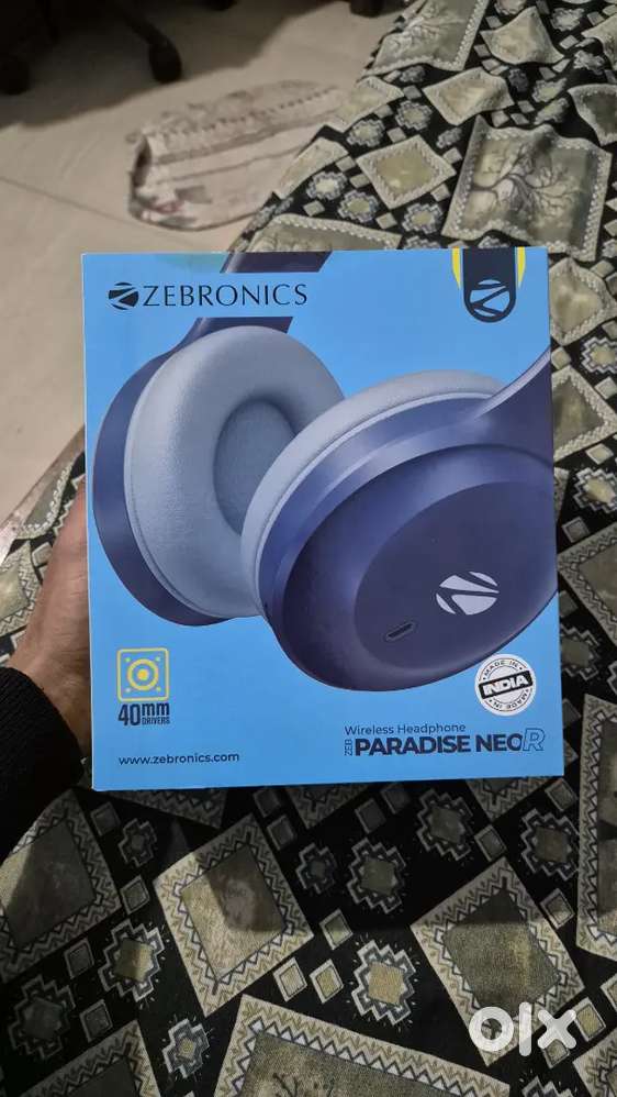 Zebronics Paradise Neo R best condition blutooth Headphones for sale.