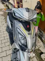 Avon E-Star Electric scooty ( silver colour )
