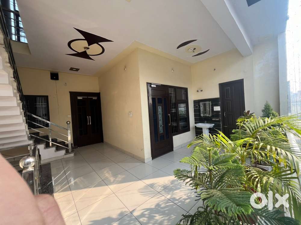 house for rent  open kitchen, 2 bathrooms, 2 bedrooms, 1 pujaroom,