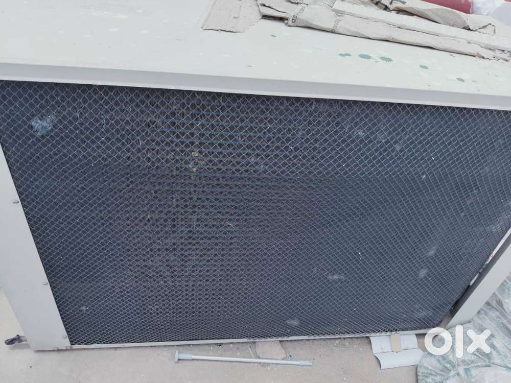 BLUESTAR COLDROOM AC AVAILABLE FOR SALE,3 TON,CR-42 COMPRESSOR,4 FAN I