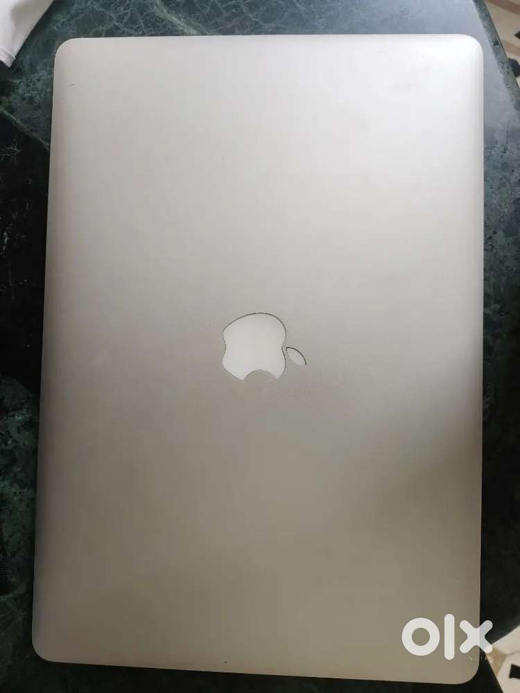 MACBOOK PRO