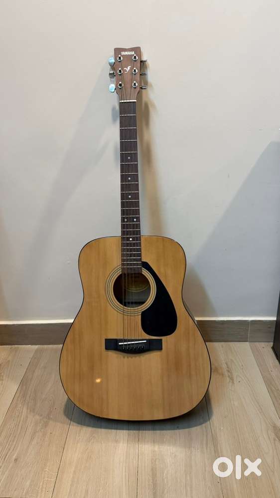 Yamaha F310 Guitar