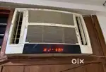 Hitachi double motor window AC