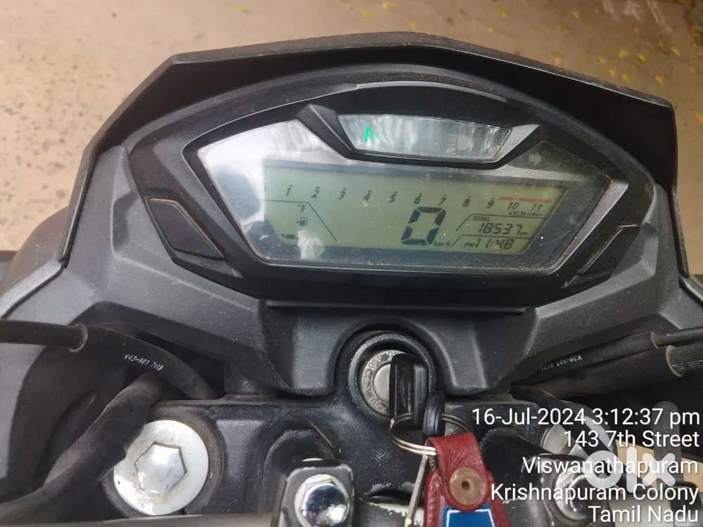 Front and back 2 tyres new tyre battery purchase just one week