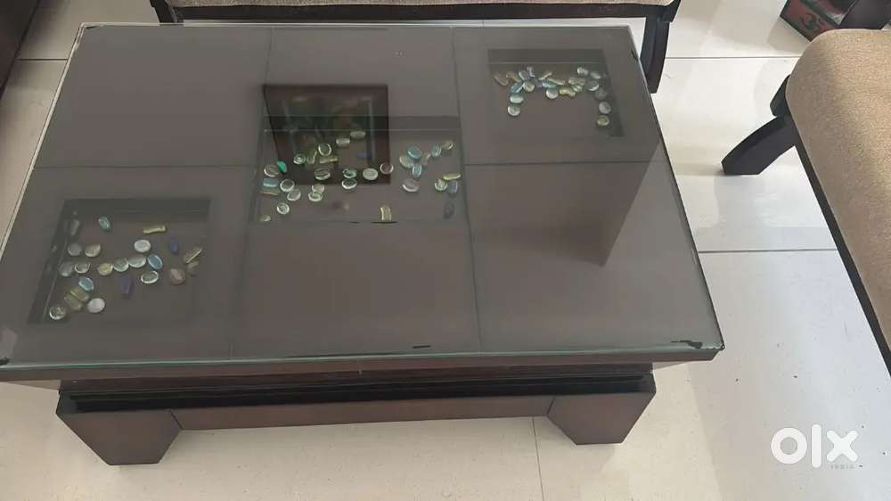Sofa set with center table