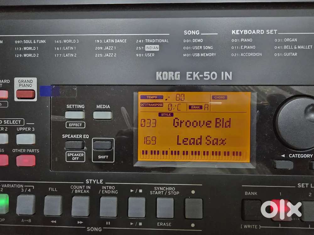 Korg ek50in keyboard