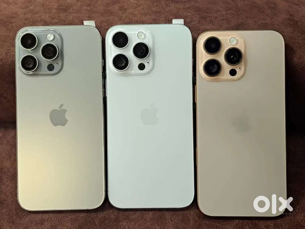 WE DEAL APPLE IPHONE ALL VARIANT AVAILABLE ITS REFURB WE HAVE A STORE