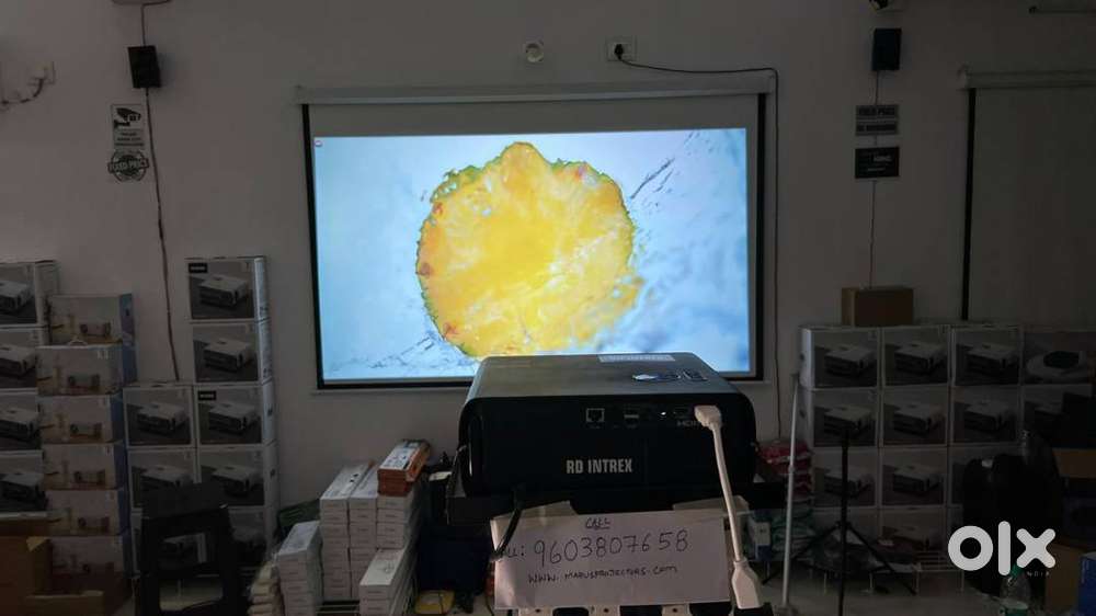 New Best quality 4K 3D projectors and screens wall tripod at wholesale