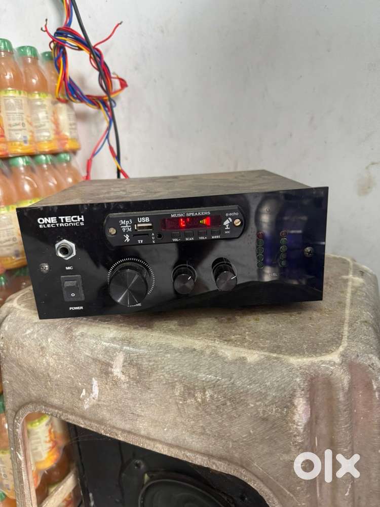 Assembling amp.  150Rms power. Mic. Support