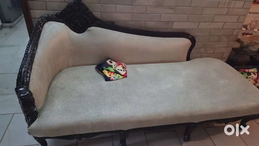 Leather carving couch