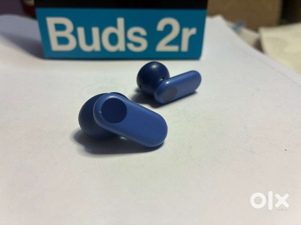 Oneplus Earbuds 2r only without charging case