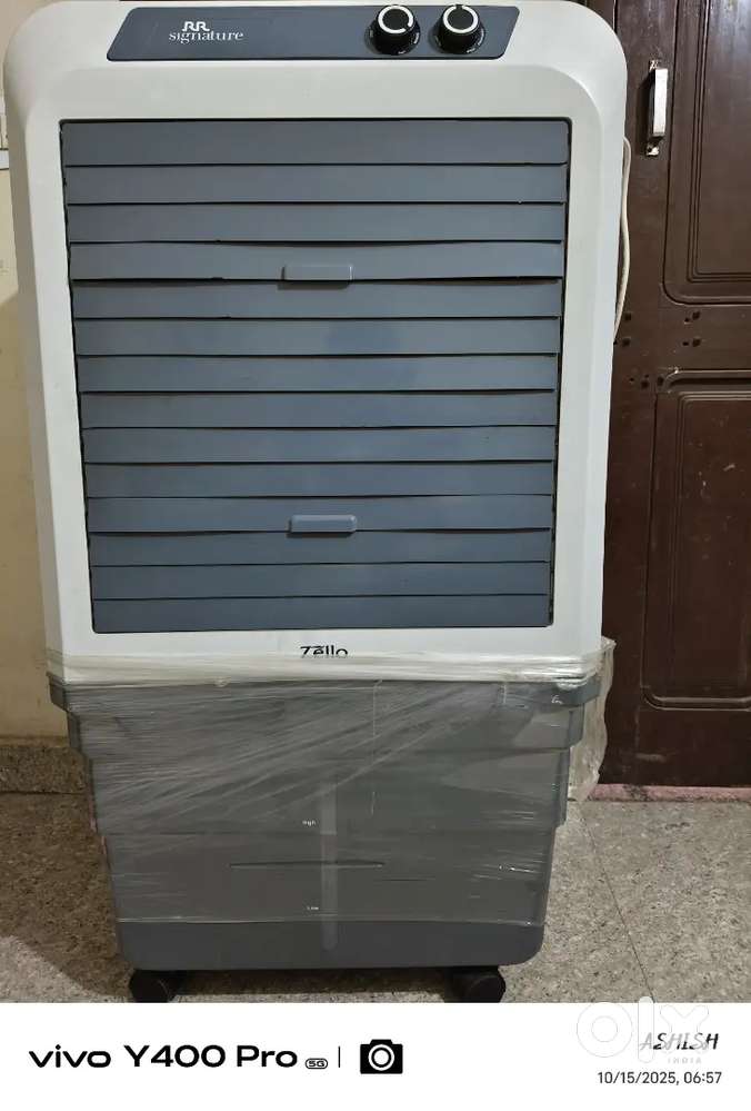 RR Signature 90 ltr 4 month old new condition cooler