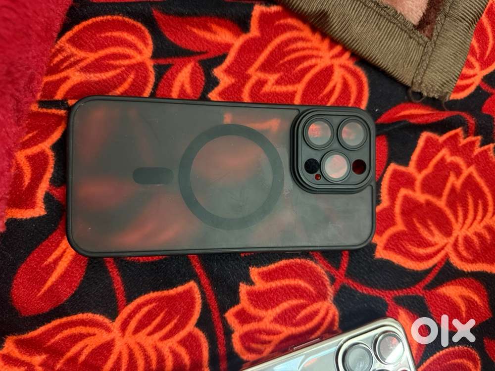 I phone 15 pro max back cover