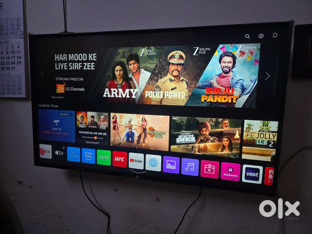 Lg 49 inch smart tv , 4k UHD tv for sale