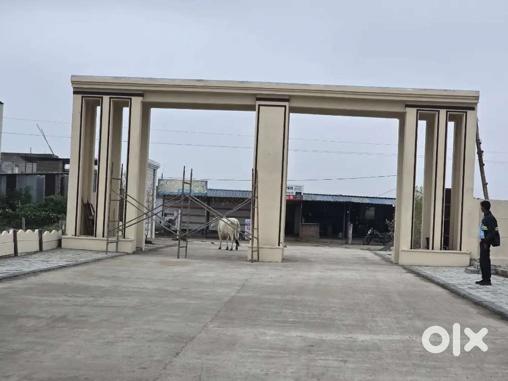 मांगलिया मार्केट के नजदीक पोज कॉलोनी में कॉर्नर और गार्डन प्लॉट उपलब्ध