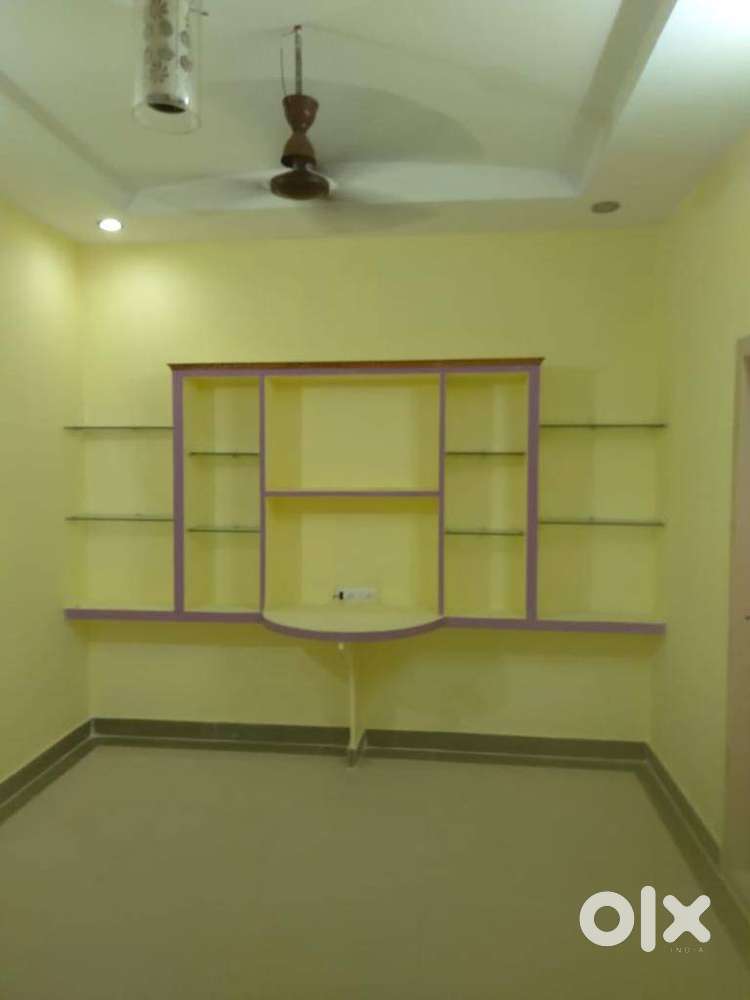 Spacious 2BHK for Rent at Lalitha Nagar ,Kakinada – Perfect for Family