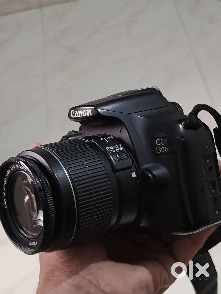 Canon 1300d camera full working condition
