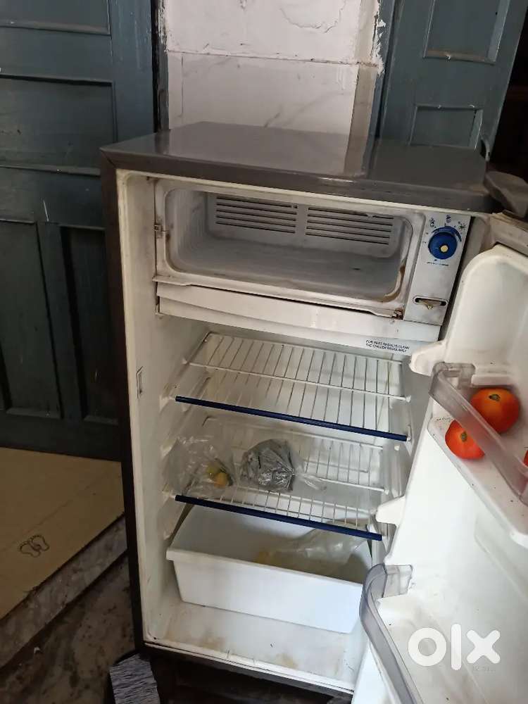 I am selling my whirlpool old fridge