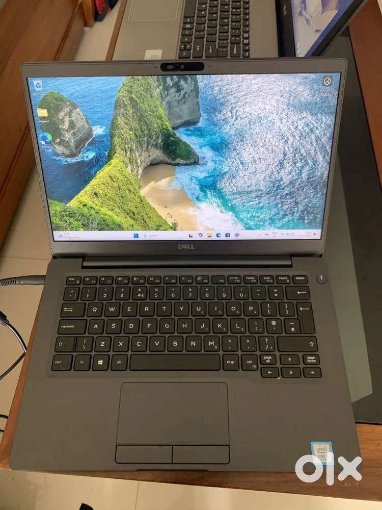 Dell Latitude 7300/ Intel i5-8th Gen/8GB RAM/256GB SSD