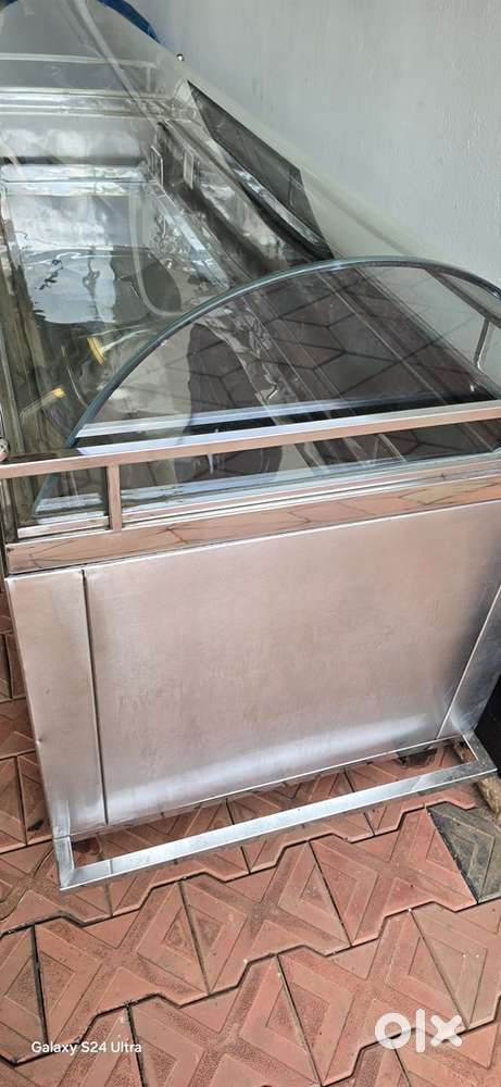 Ambulance mobile mortuary