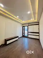 10 Marla Brand New Floor For Sale