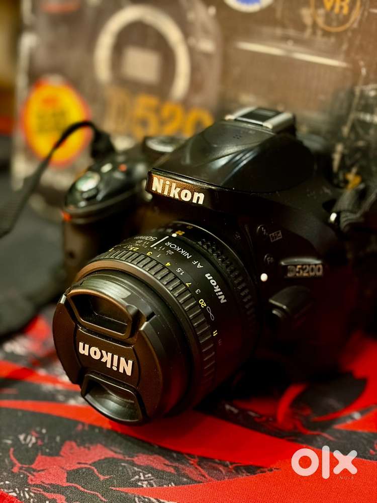 Nikon D5200 Mint Condition