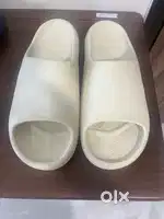 Crocs Off White Slider size M12