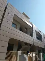 Kothi 3BHK 107 SQY for Rent