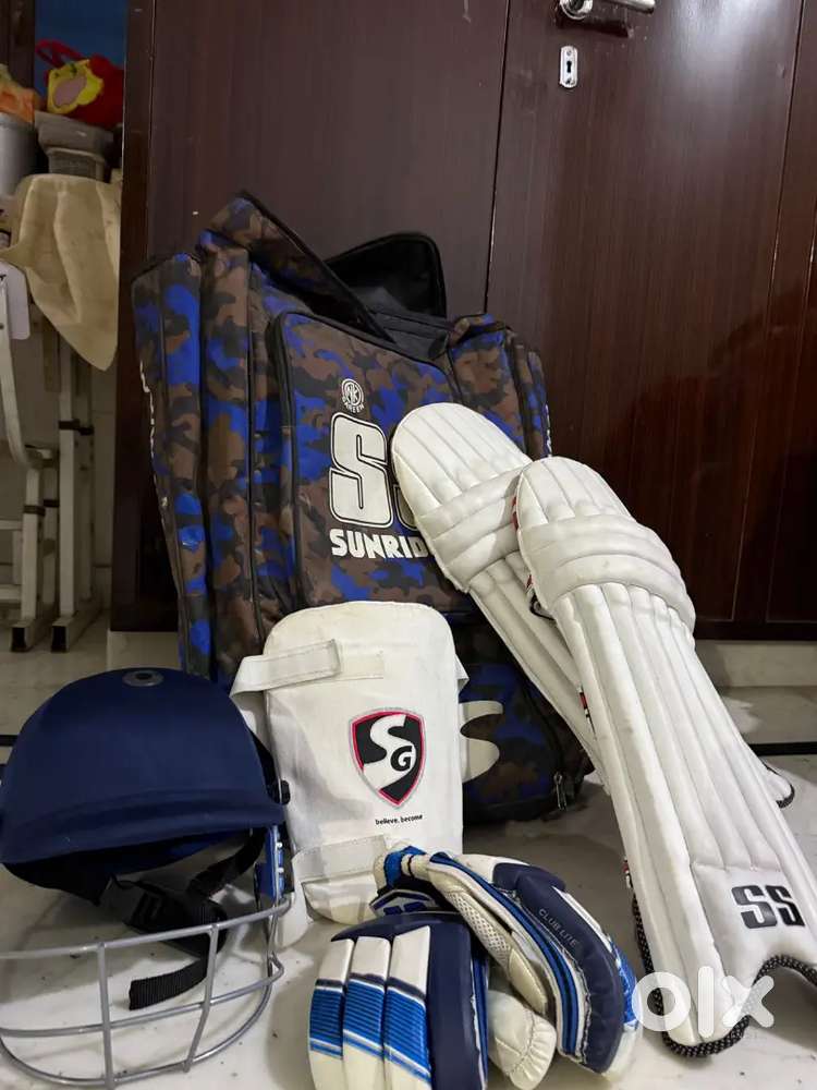 SS Cricket Kit. Only 2 months used
