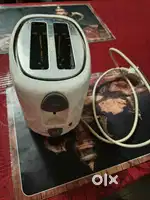 Bread toster