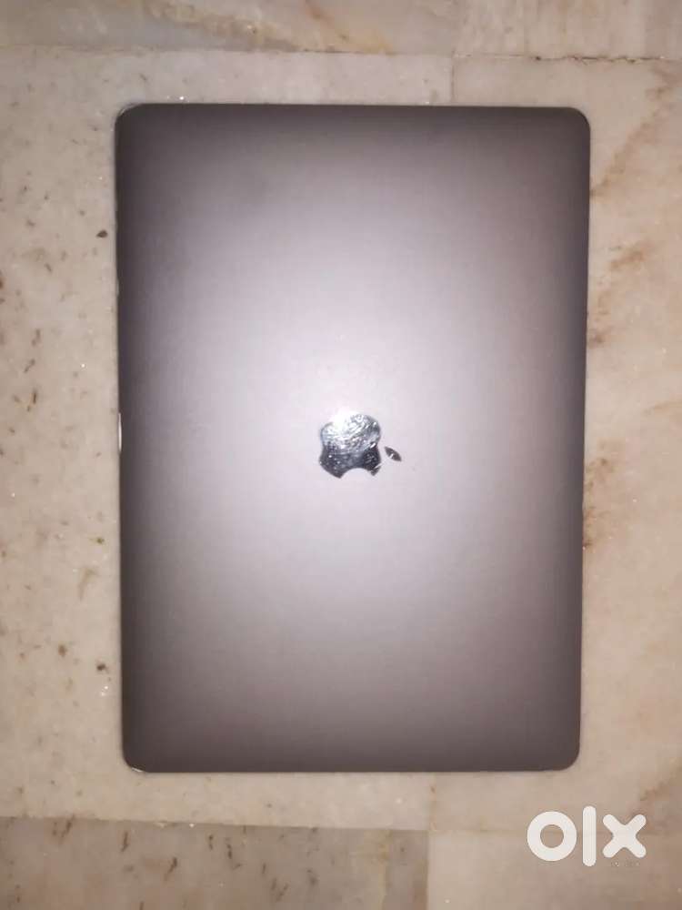 MacBook Air M12020 model very less used