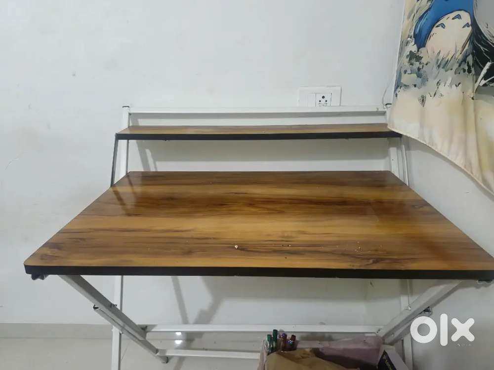 Study table and chair