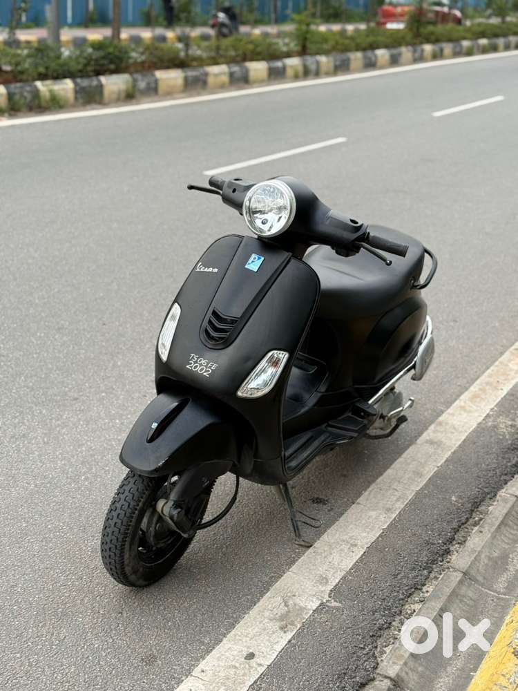 Vespa notte black