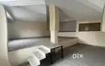 Independent commercial building