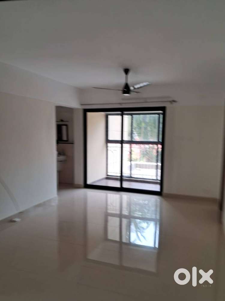 3Bhk Semi Furnished Flat For Rent In Maradu.