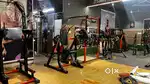Ardjant sell Full comercial Gym set up