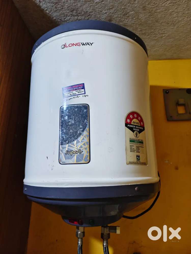 Water Geyser in good condition