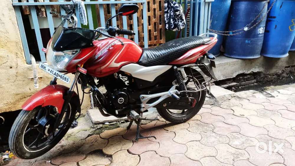 Bajaj Discover 2014 model