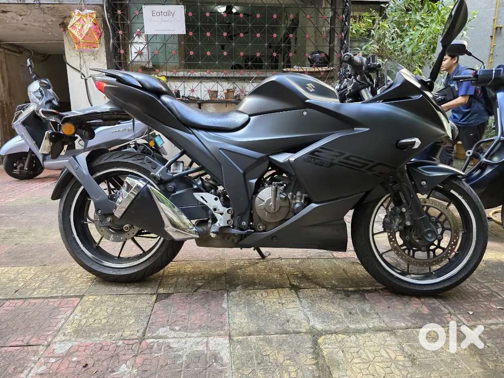 SUZUKI GIXXER SF250 with free accessories