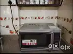Microwave oven 28 lit capacity LG brand