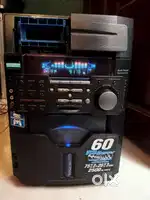 SONY 5 Chennal unit FM AUX very good condition 2500watts fixed price