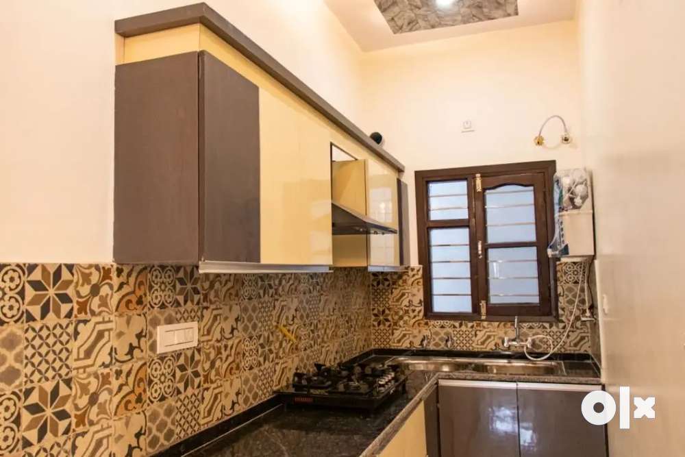 2bhk ready to move fully furnished gated society