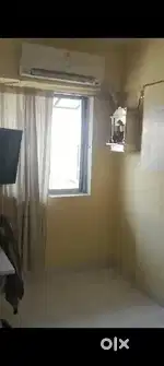 Looking for a flatmate