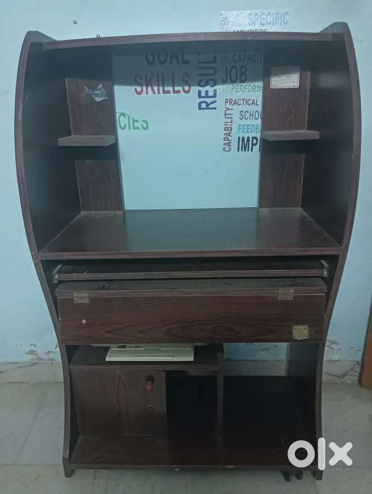 Computer/Laptop Table