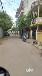 Main road aliganj ke pass